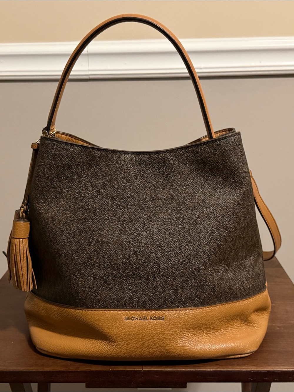 Michael Kors Large Hobo Shoulder Bag Brown Tan Crossbody Tassel